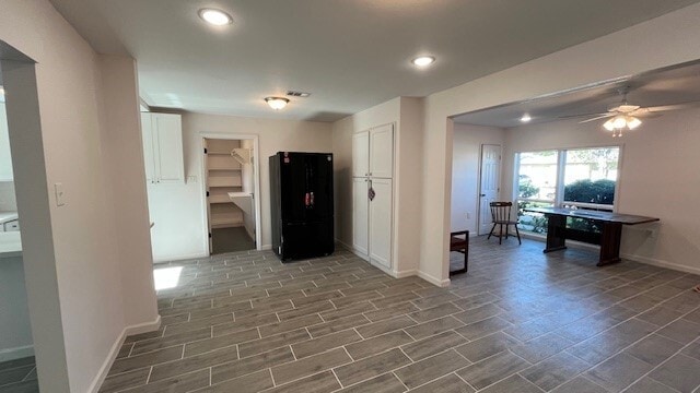 Photo - 213 Mackeral St