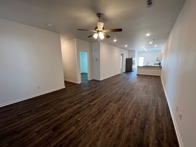 Photo - New Beginnings Start with AMRR: 3 Bedroom Duplex in Duenweg, Missouri!