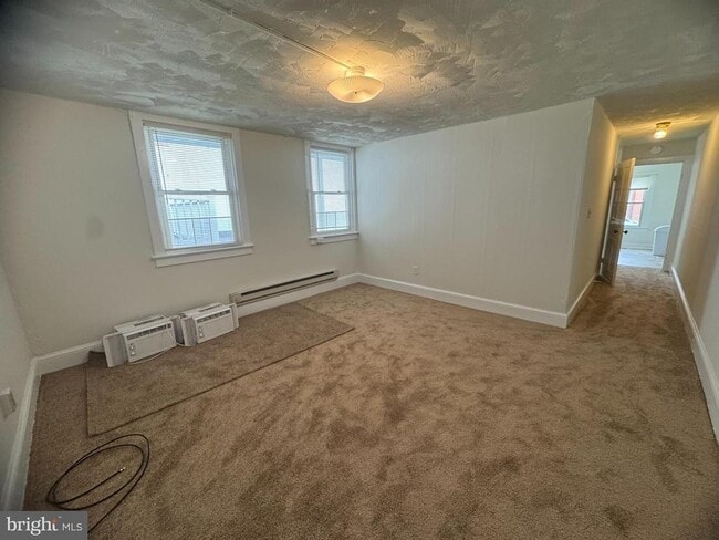 Photo - 41 E Patrick St