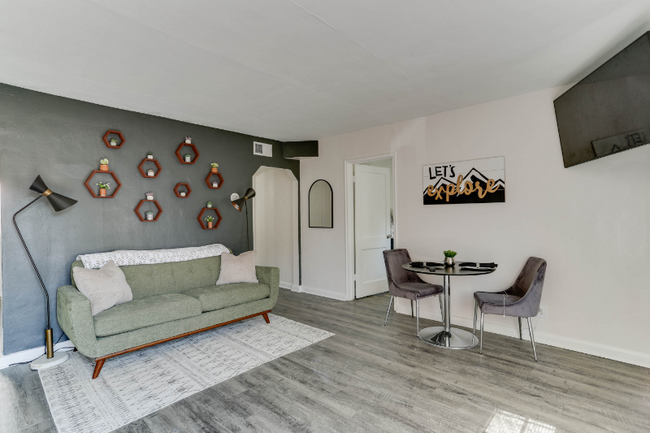 Photo - 1324 Hillside Ave Apartment Unit B