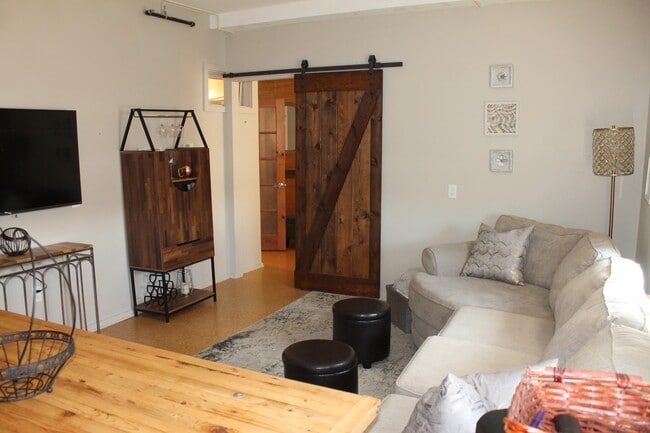 Building Photo - 131 Main St Unit 509