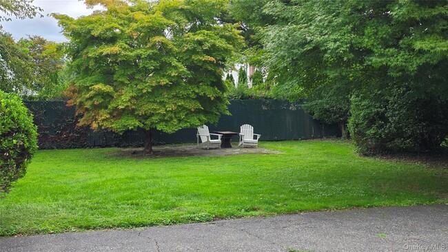 Photo - 27 Haines Blvd