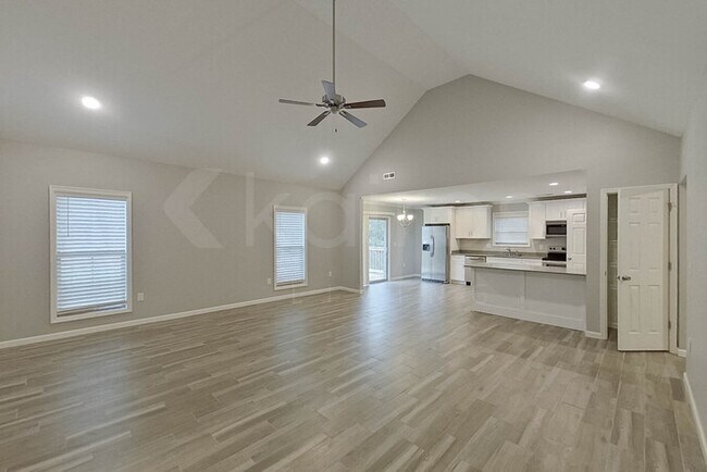 Photo - 560 Co Rd 71 House