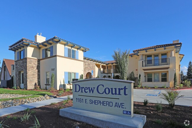 Photo - Drew Court