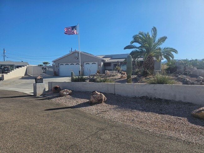 Building Photo - Furnished or Unfurnished Full Solar Pool Home