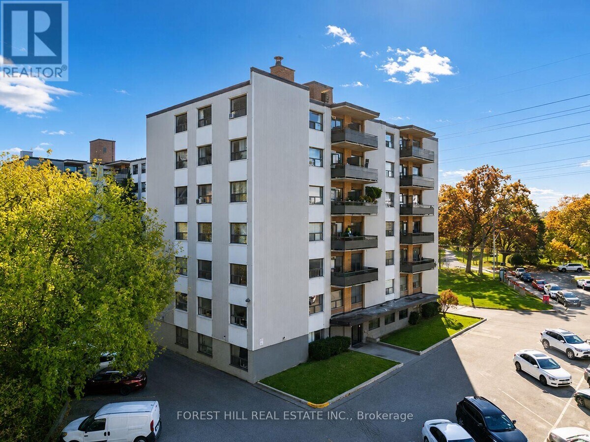 Photo - 104 Goodwood Park Ct