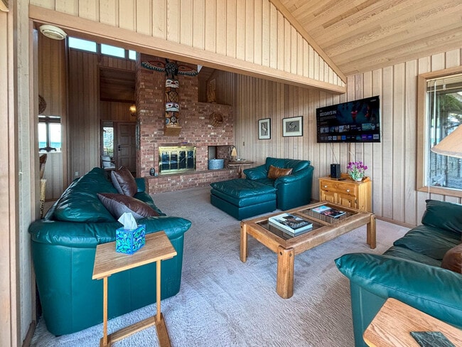 Building Photo - 951-953 3 Crabs Rd Unit ID1336259P