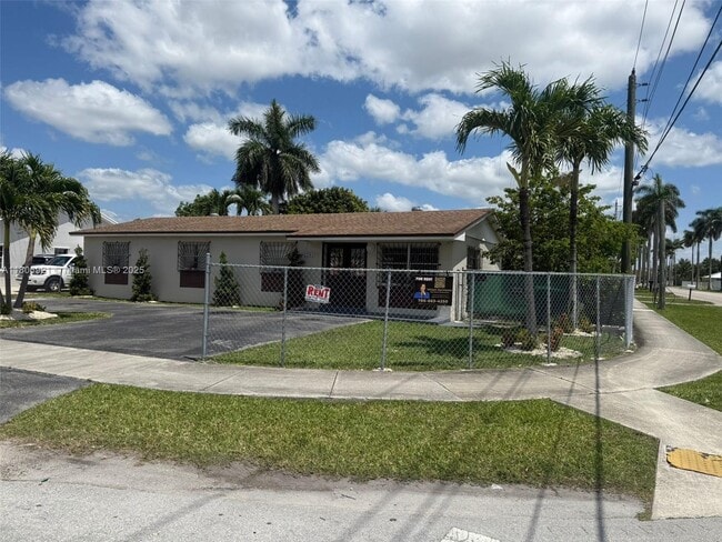 Building Photo - 15201 SW 307th Rd Rental