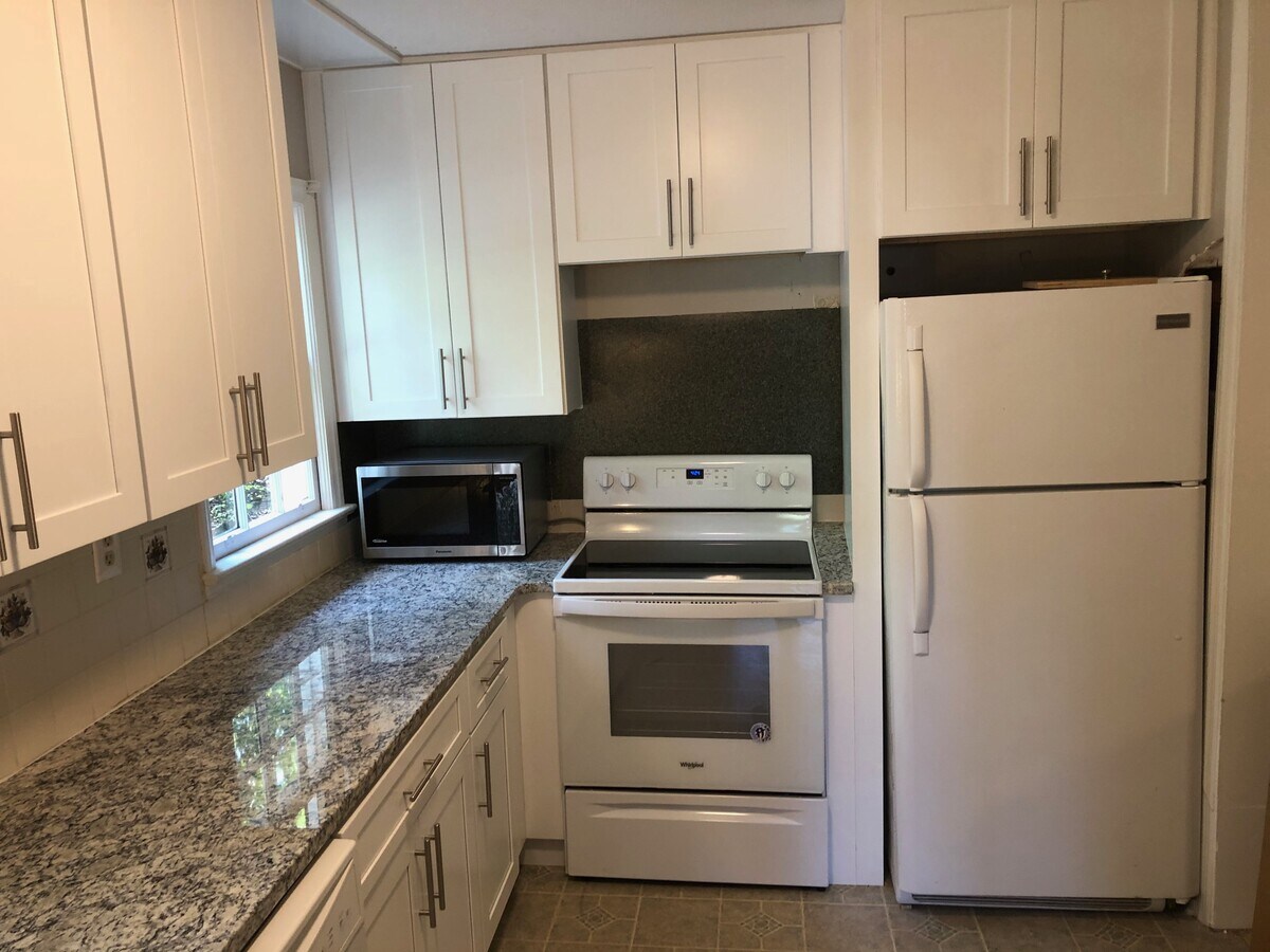 Photo - 129 Howell Rd