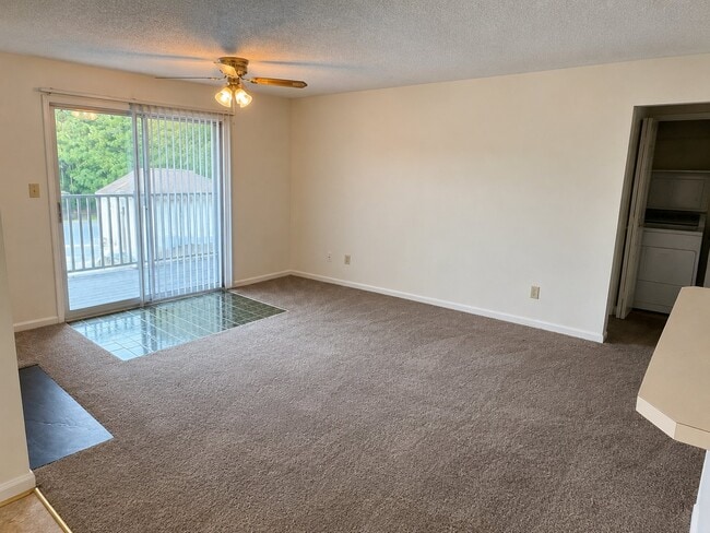 Photo - 541 Pineland Cir Unit 201