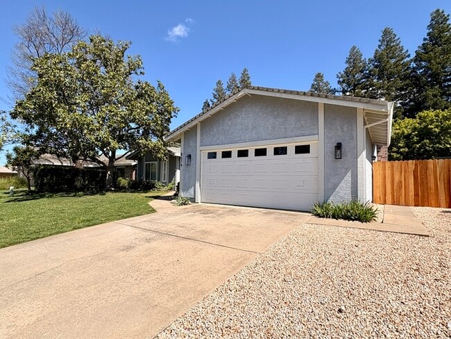 Photo - Beautiful 3 Bedroom, 2.5 Bathroom Fully Remodeled Home in Orangevale!