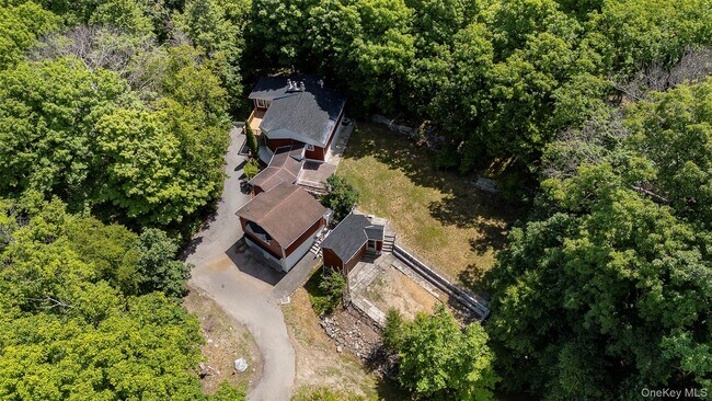 Photo - 219 Benedict Rd