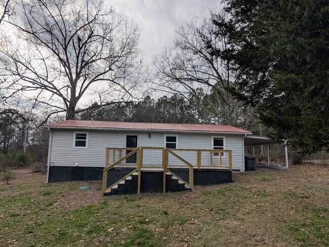 Photo - 333 Corinth Rd