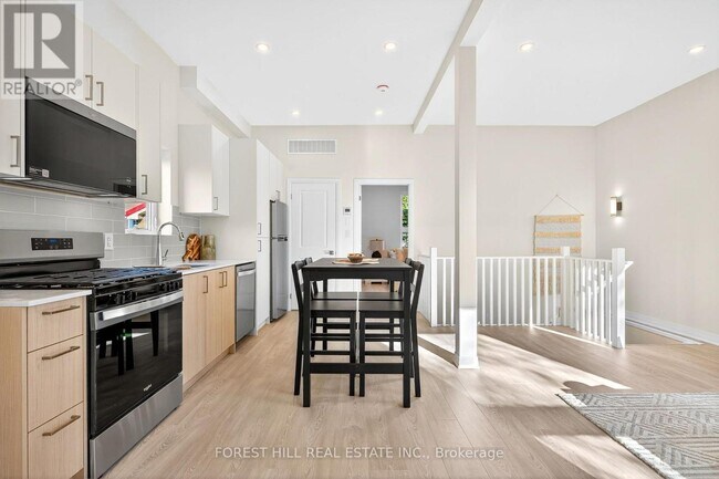 Photo - 42 Chatfield Dr