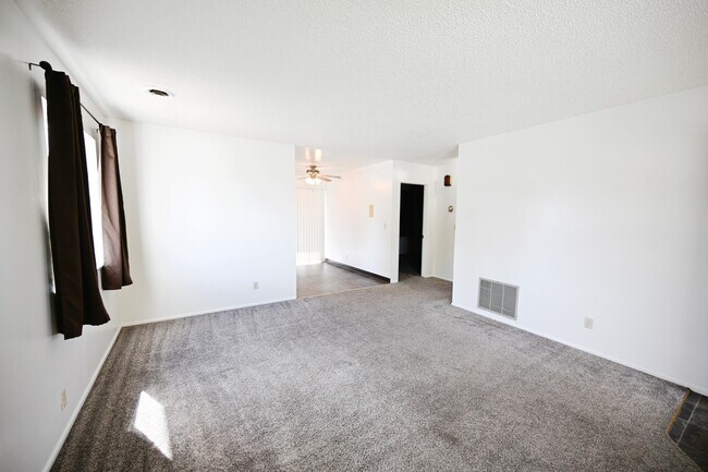 Photo - 1104 3rd Ave W Unit 8