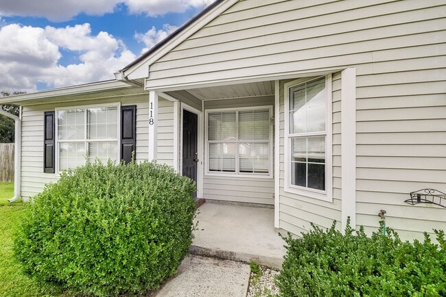 Photo - 118 Laurelwood Dr Casa