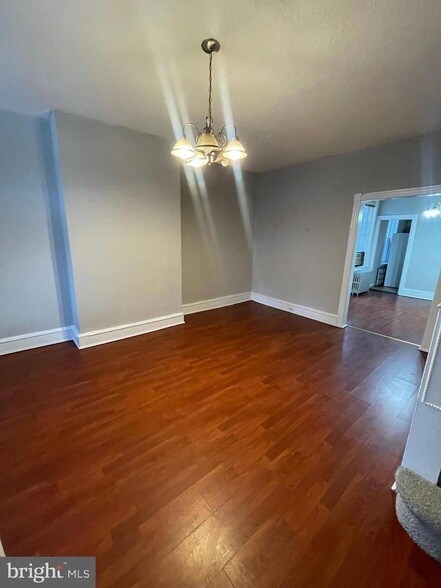 Photo - 131 Hansberry St