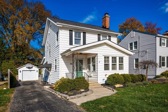 Photo - 190 E Dominion Blvd