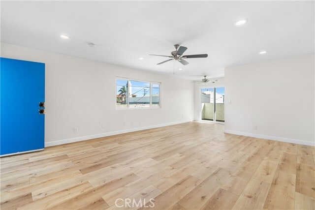 Photo - 523 W 12th St Unidad 4