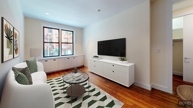 Building Photo - 156 Prince St Rental