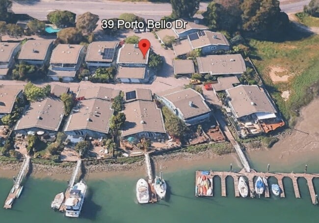 Photo - 39 Porto Bello Dr