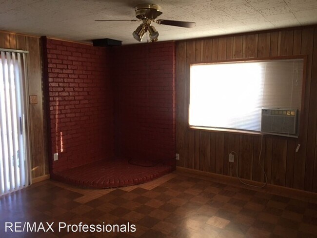 3 br, 2 bath House - 960 CAPITOL HILL - 3 br, 2 bath House - 960 CAPITOL HILL