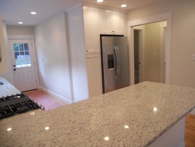 Photo - 160 Weston St Unidad 1