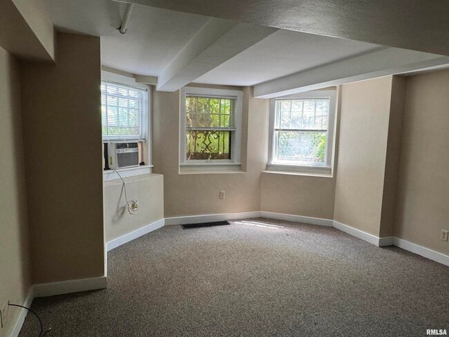 Photo - 2648 Ripley St