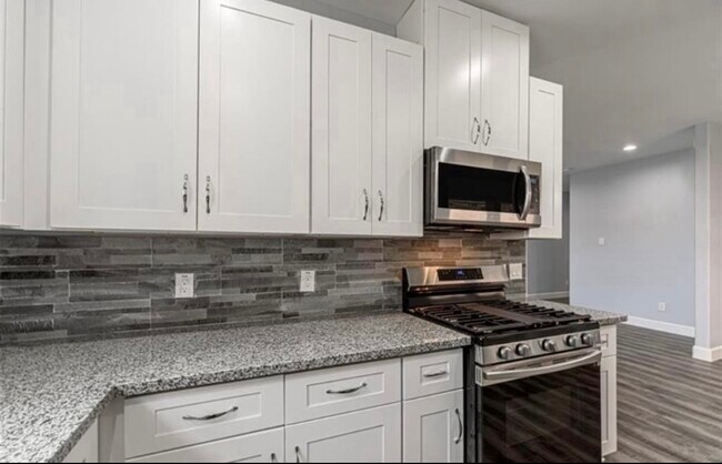 Photo - 8204 Moon Beam St