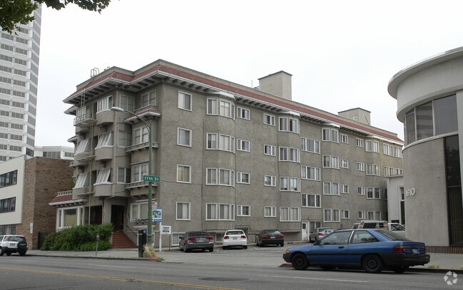 Photo - Laconia Apartments