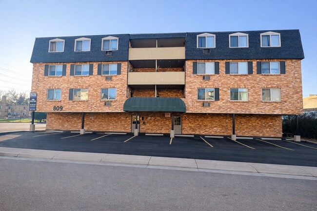 Photo - 809 N Dexter St Unit 308