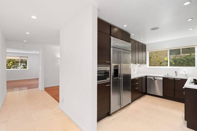 Photo - 10645 Wilshire Blvd Unit 101