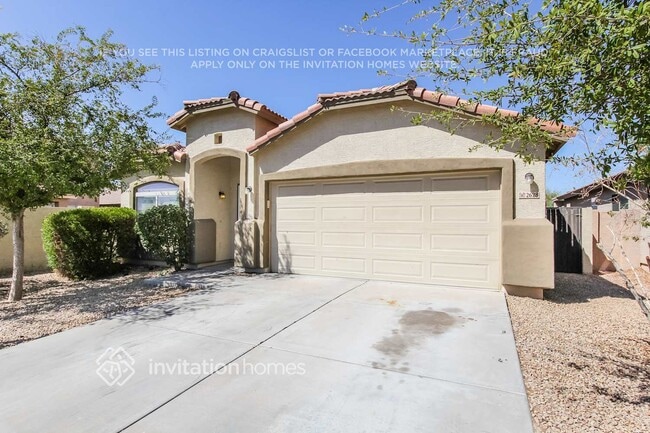 Building Photo - 2628 W Tamarisk Ave