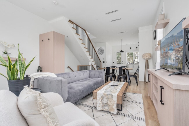 Photo - 5207 Hoy St Unit SI ID1422087P