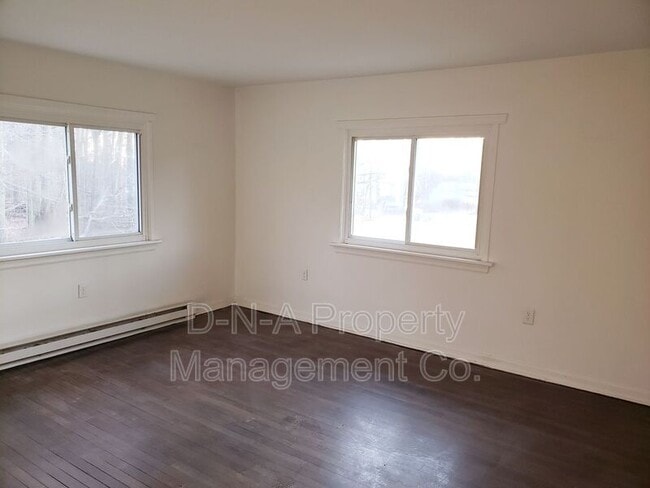 Photo - 112 Crow Path Unit Apt 101