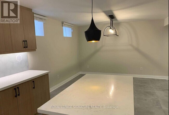 Photo - 62 Elmsthorpe Ave