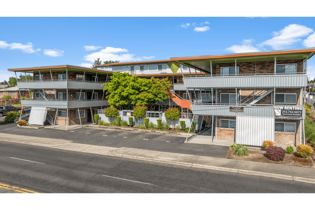 Front View of 601 Jackson Apartments