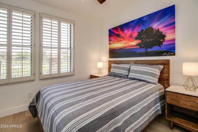 Photo - 15221 N Clubgate Dr Unit 1043
