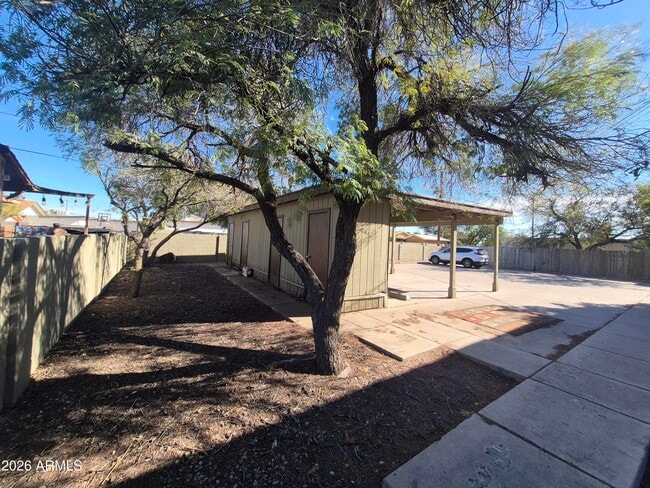 Photo - 851 S Horne Unit 1