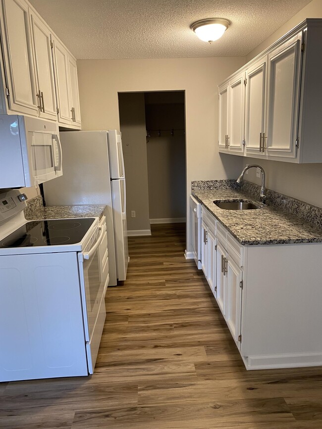 Photo - 814 Old Settlers Trail