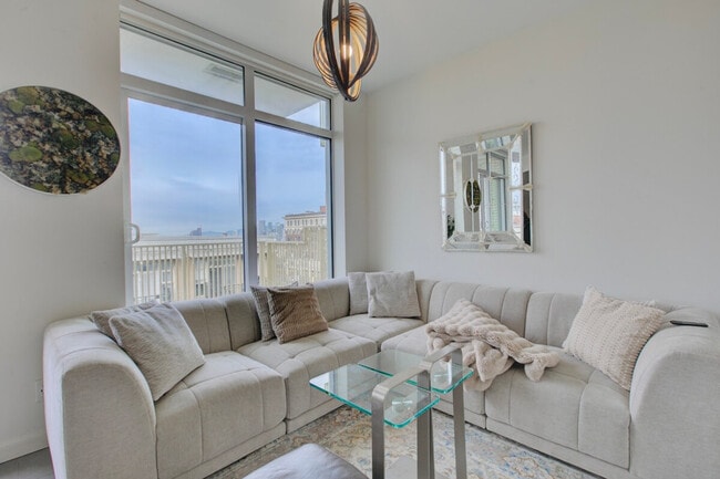 Photo - 203 E 7th Ave Unit SI ID1473073P