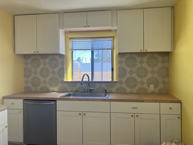 Photo - 3903 Thaxton Ave SE Apartamentos Unidad 3903