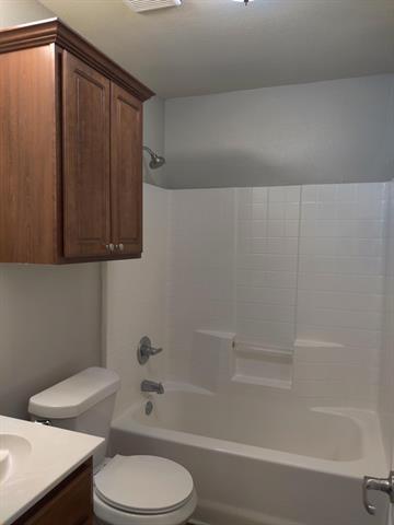 204 Bayfield Dr