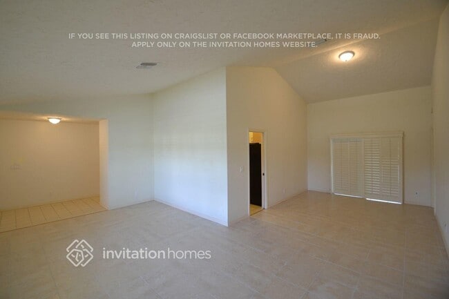 Photo - 13373 Kingsbury Dr