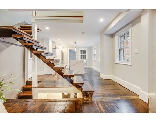 Photo - 36 Joy St Unit 1