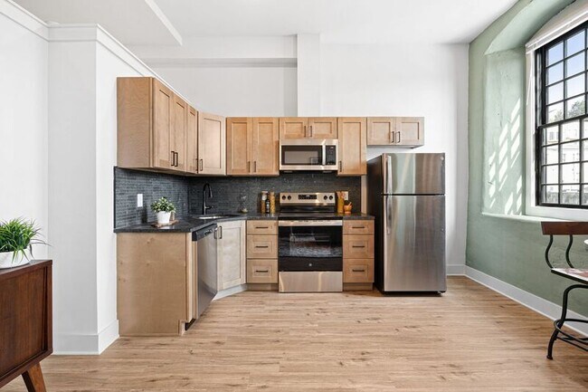 Photo - 201 Leverington Ave