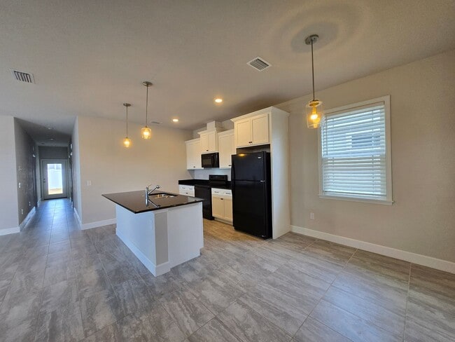 Photo - 3 Bedroom/2 Bath in Country Way of Newberry