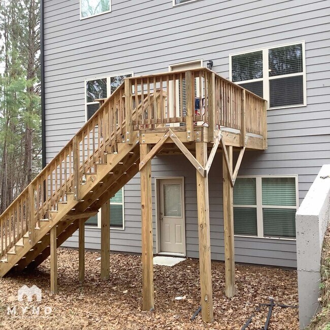 Photo - 222 Omega Ct