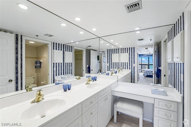 Building Photo - 26225 Hickory Blvd Unit 10C Rental