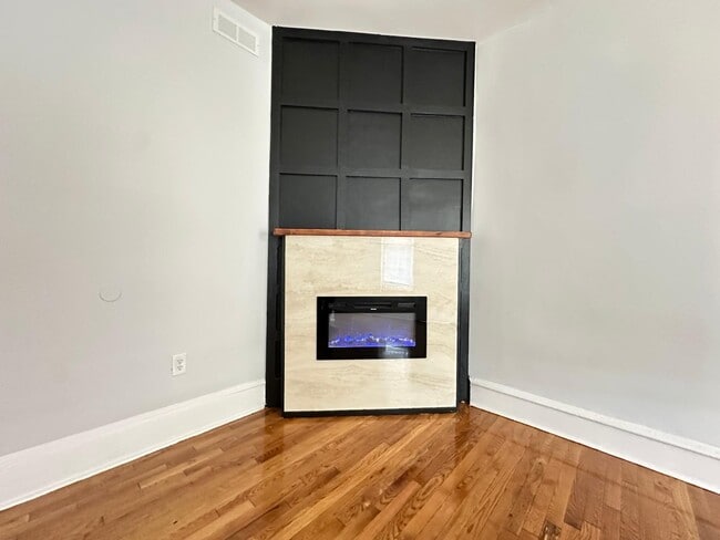Photo - 1505 N 54th St Apartment Unit B
